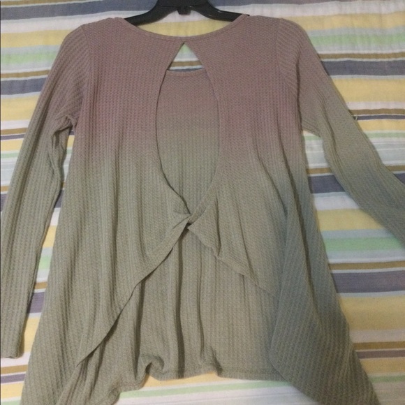 Top - Picture 2 of 2